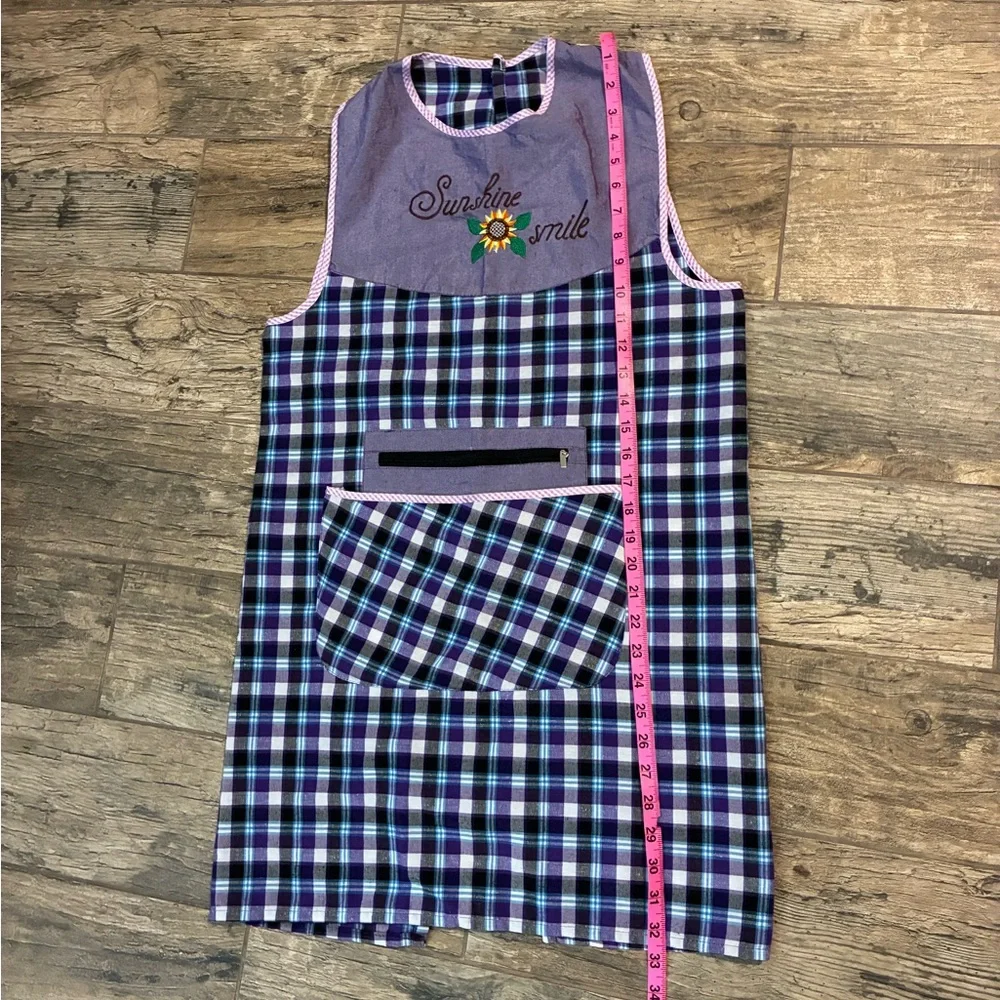 Plaid sunflower embroidered zipper pocket apron - Picture 5 of 5